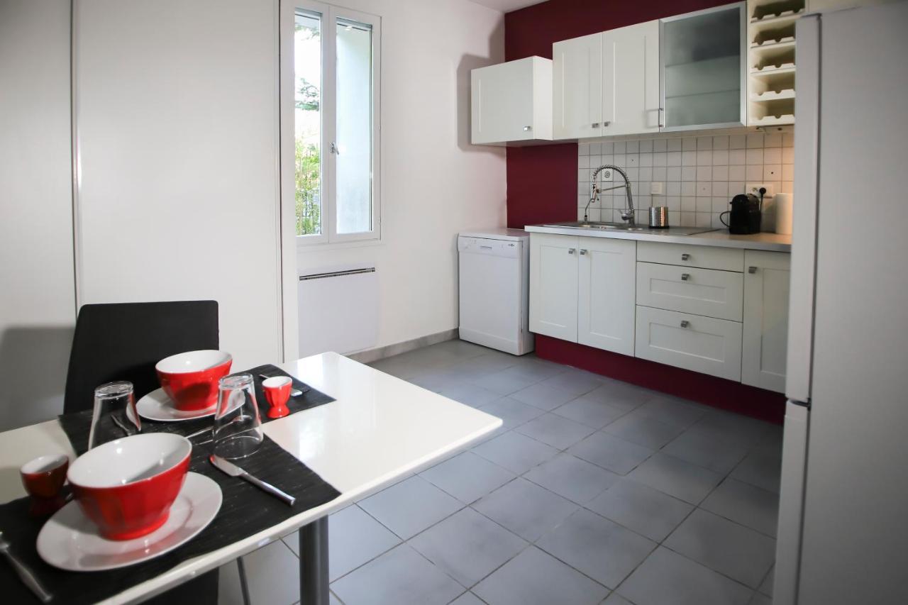 Maison Tendance Avec Jardin, Centre Village, Alpilles, Familles Eyragues Экстерьер фото