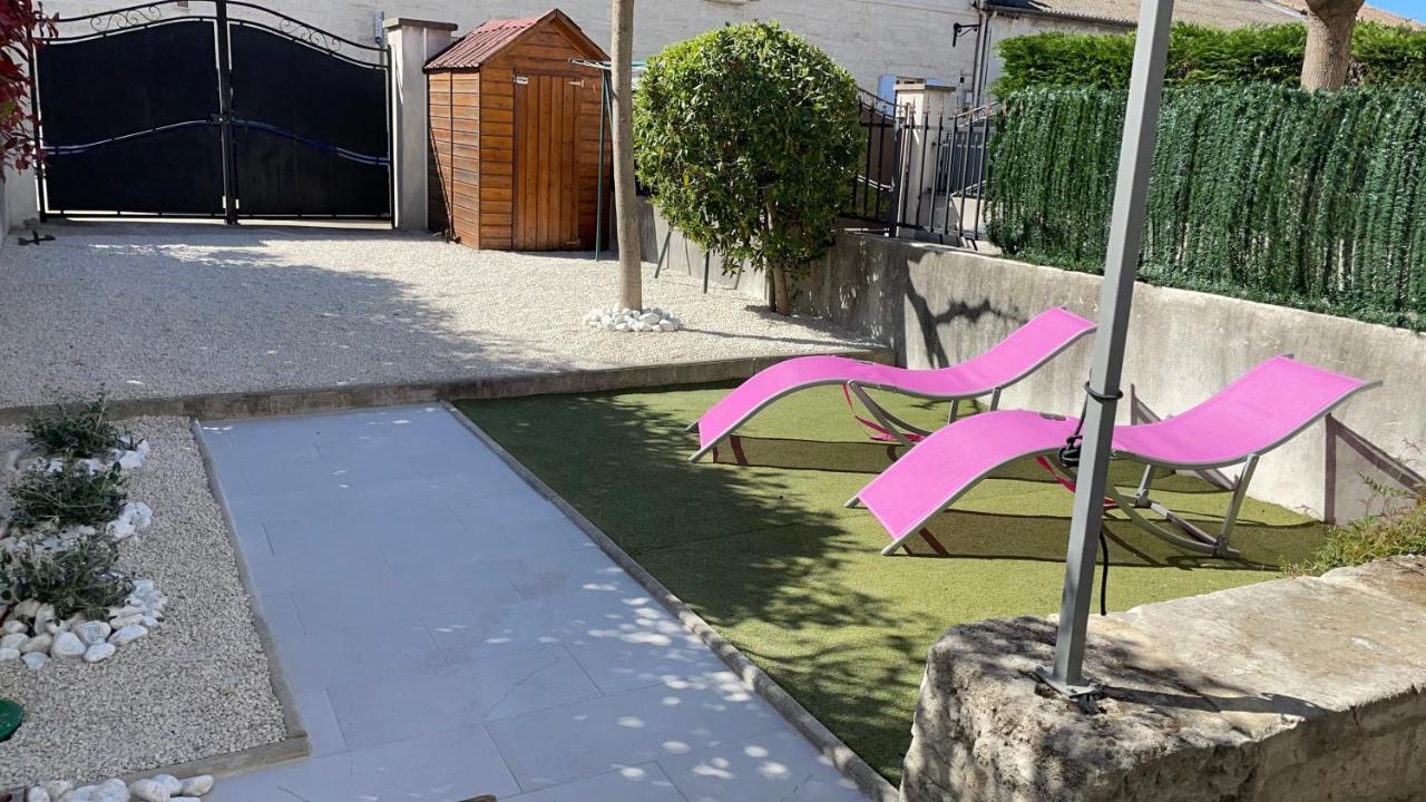 Maison Tendance Avec Jardin, Centre Village, Alpilles, Familles Eyragues Экстерьер фото